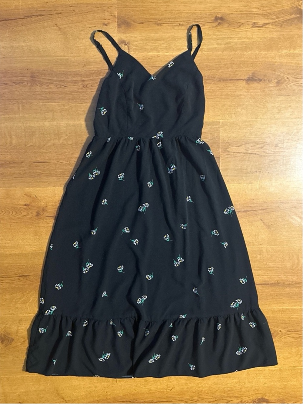 Old Navy Black Floral Cami Dress with Dainty Daisy Print